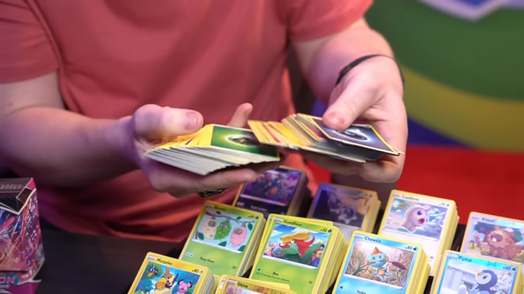 Pokémon Card Storage